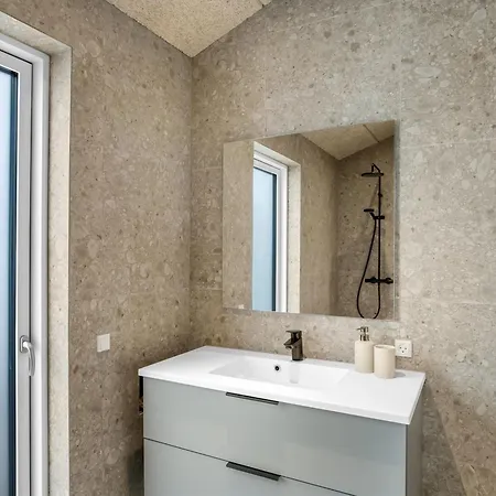 France - 1km From The Sea By Interhome Feriehus *
